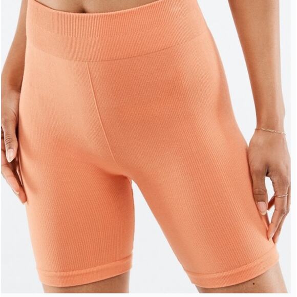FABLETICS | Seamless Ribbed Biker Shorts XS NWT - Picture 2 of 2